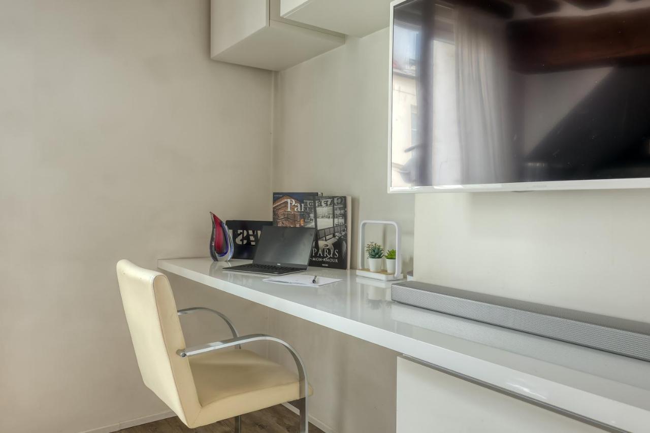 Large And Modern 1brd Flat At Lovely Saint Germain Appartement