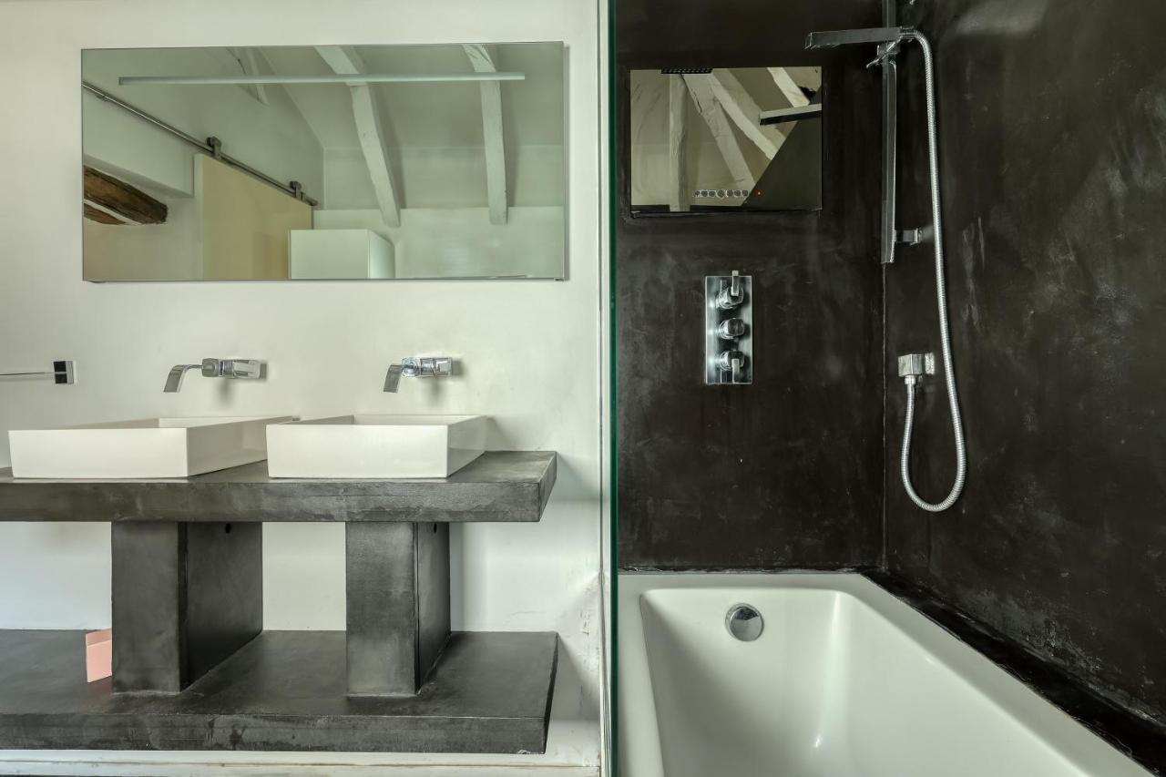 Large And Modern 1brd Flat At Lovely Saint Germain Appartement Paris